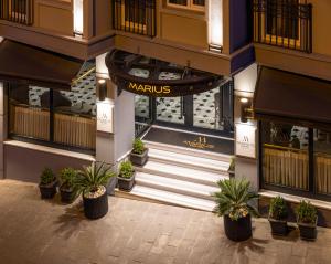 marius hotel