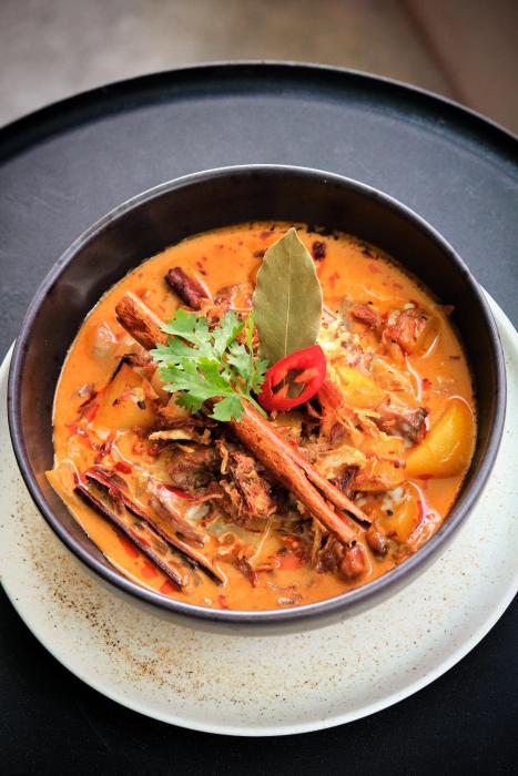 socialtel koh samui party hotel