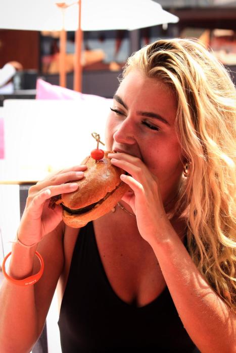 socialtel koh samui party hotel