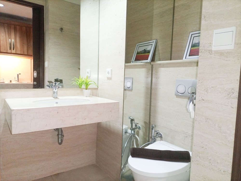 elegant and tidy 1br at uttara the icon apartment