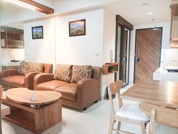 elegant and tidy 1br at uttara the icon apartment