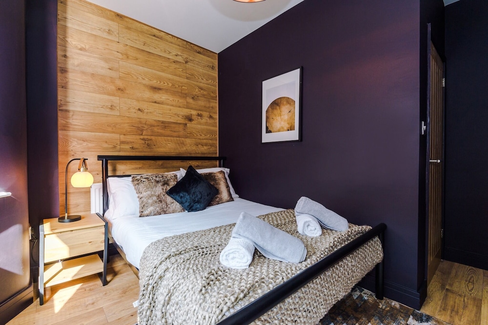 4 bed urban home in manchester