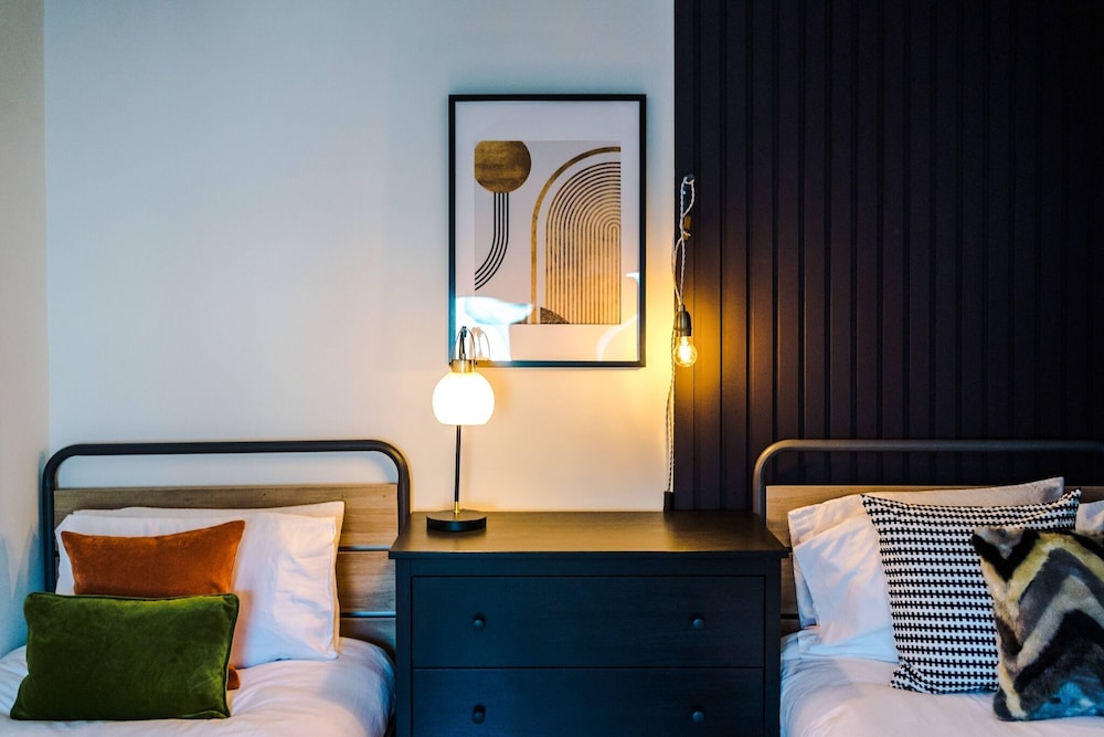 4 bed urban home in manchester