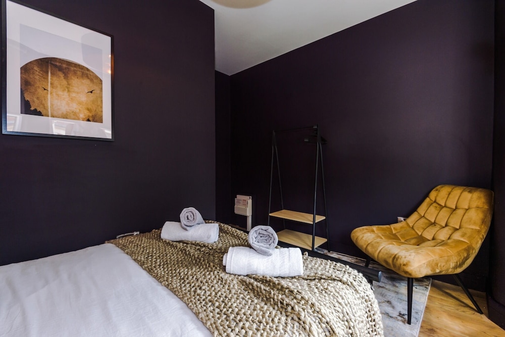 4 bed urban home in manchester