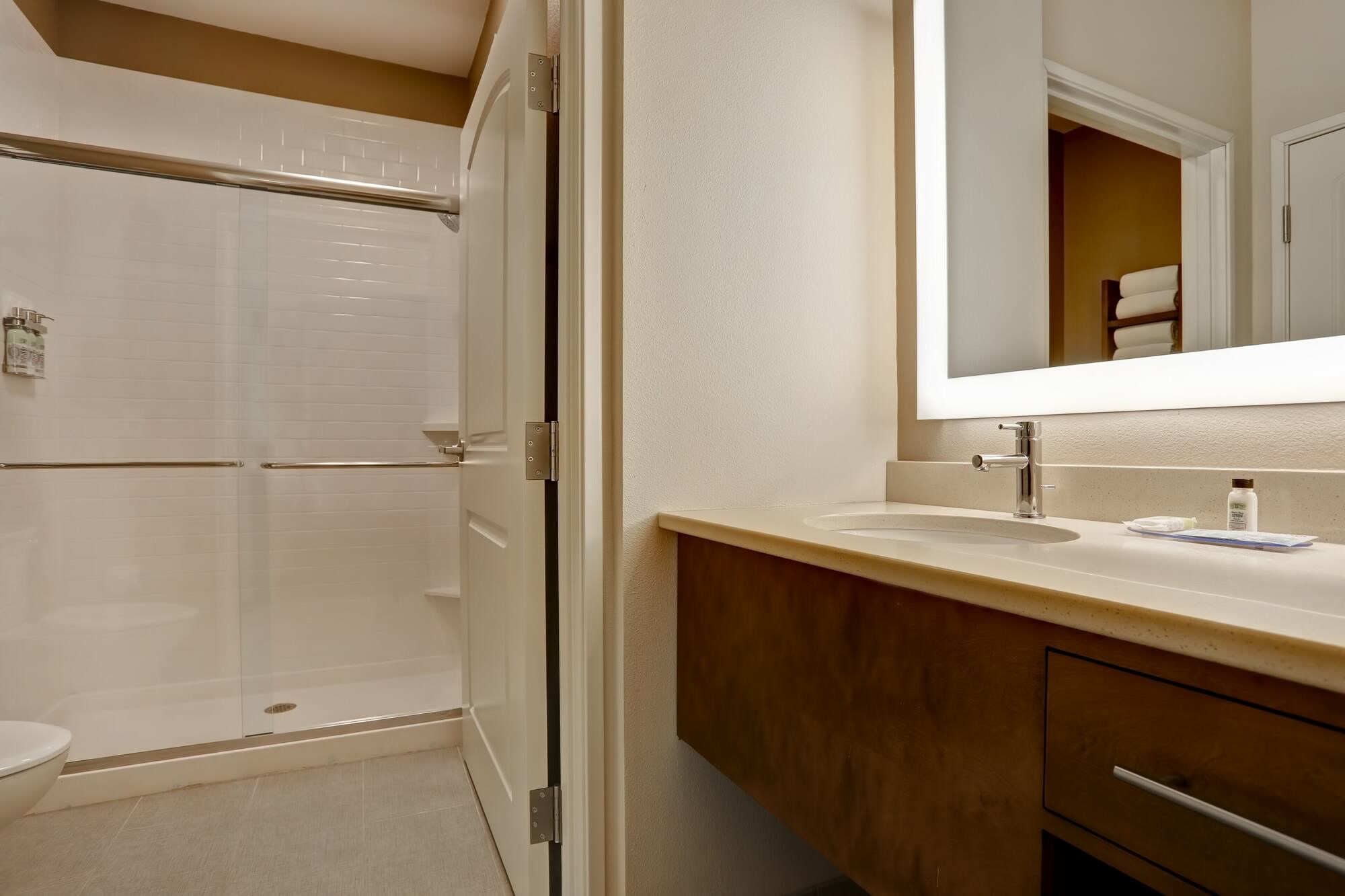 staybridge suites overland park kansas city s by ihg
