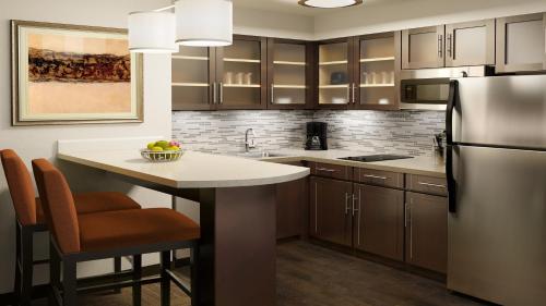 staybridge suites overland park kansas city s by ihg