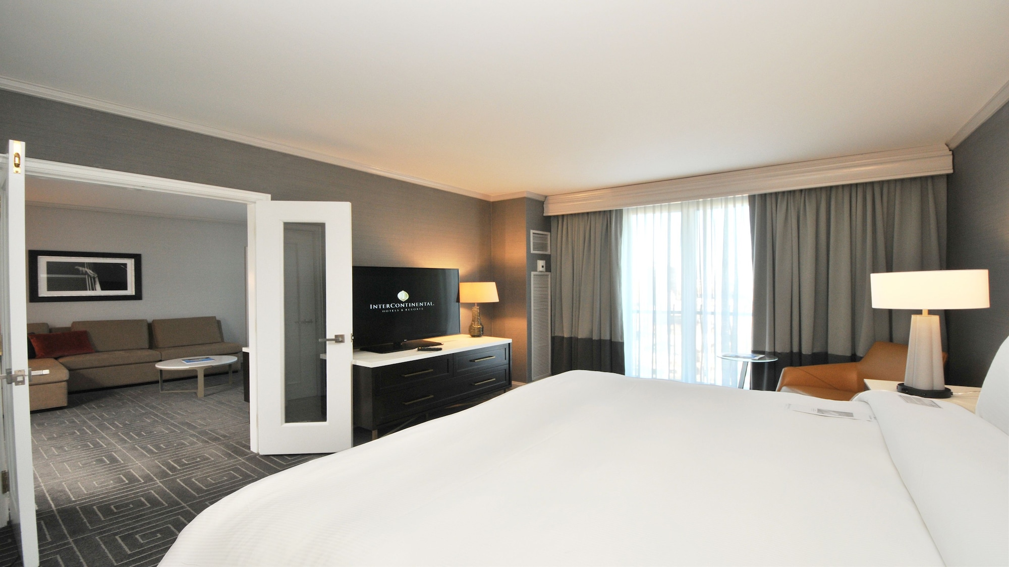 intercontinental kansas city at the plaza by ihg
