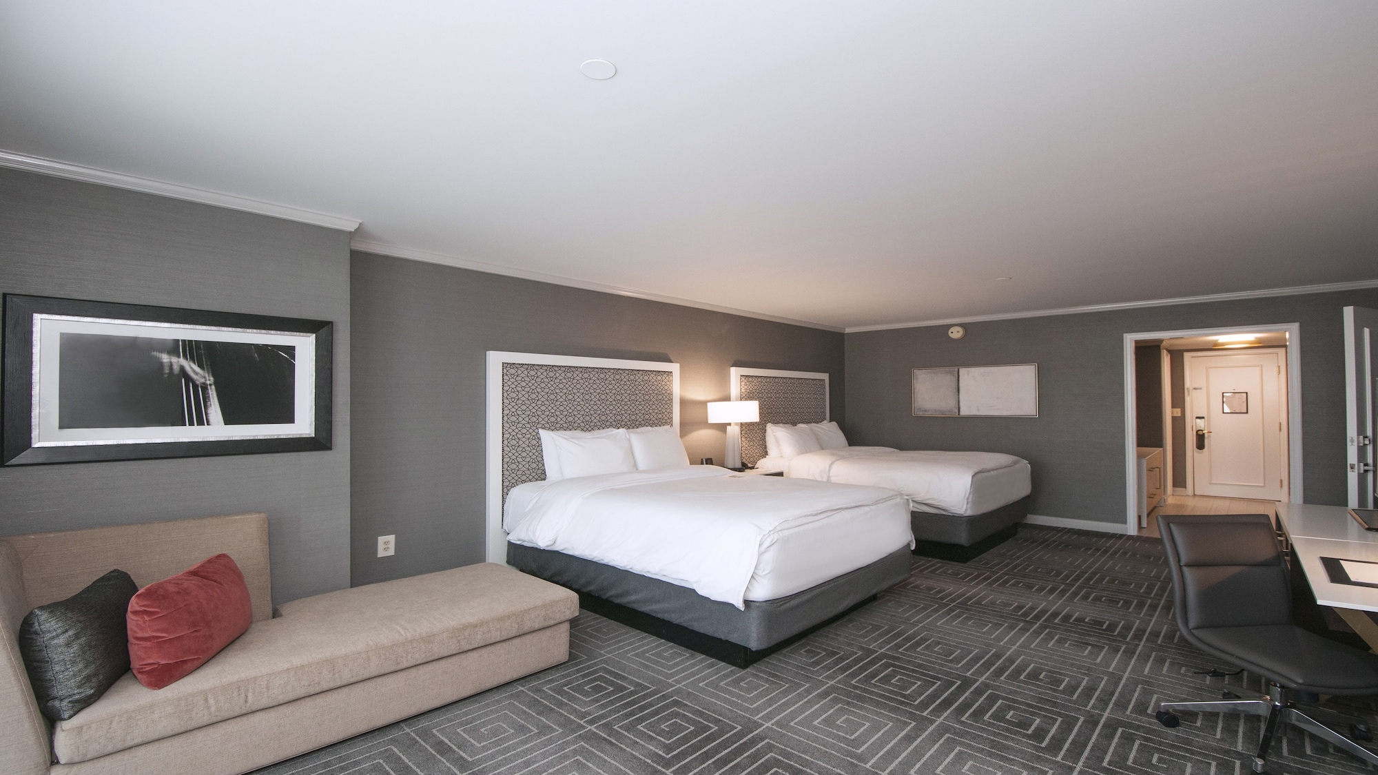intercontinental kansas city at the plaza by ihg