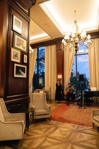 intercontinental kansas city at the plaza by ihg