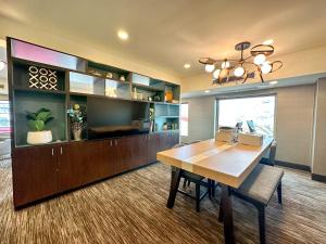 holiday inn kansas city downtown by ihg
