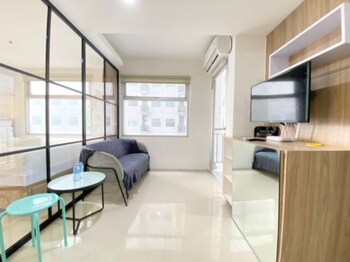 Best Deal 2Br At Grand Asia Afrika Apartment,,0 star
