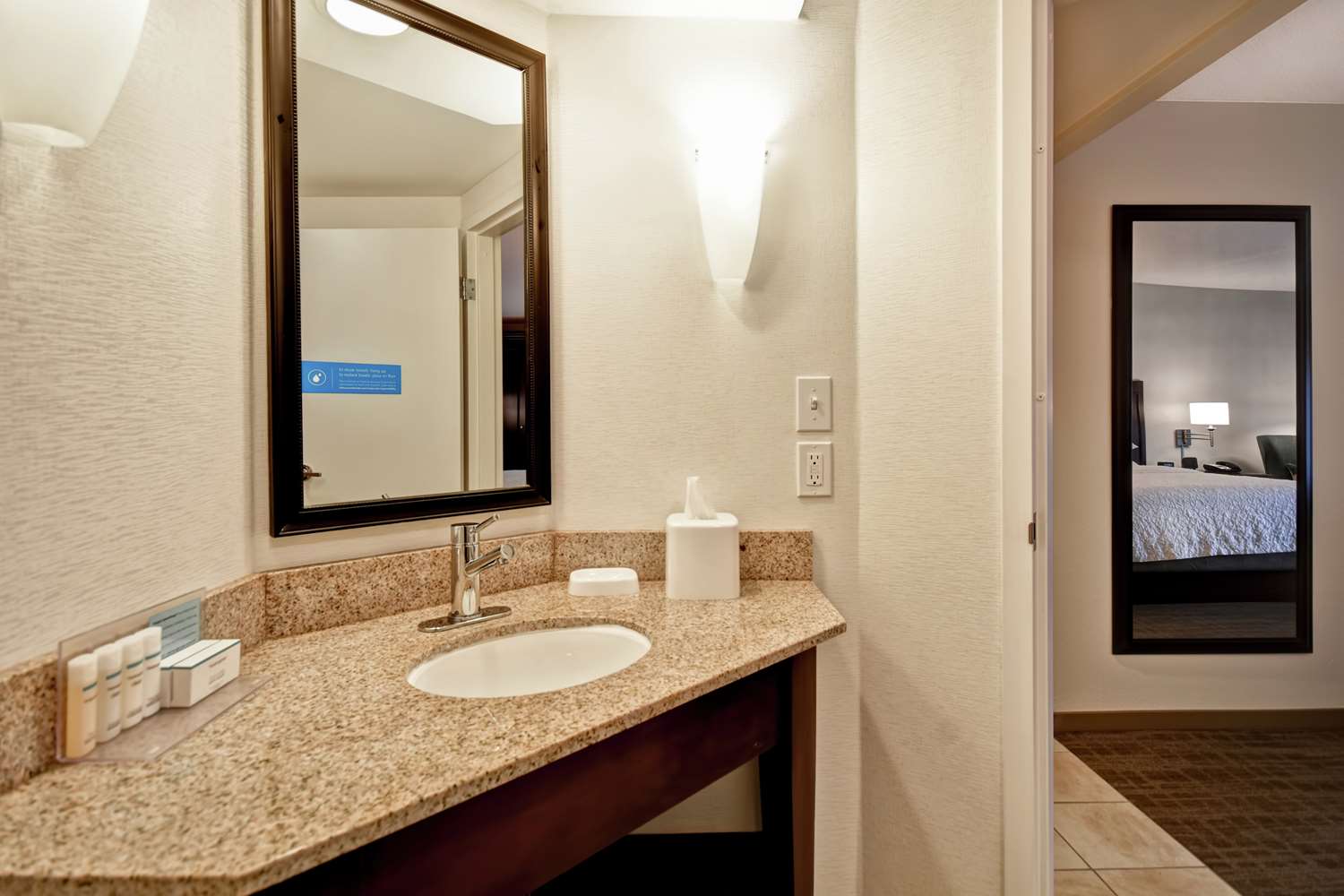 hampton inn kansas city overland park