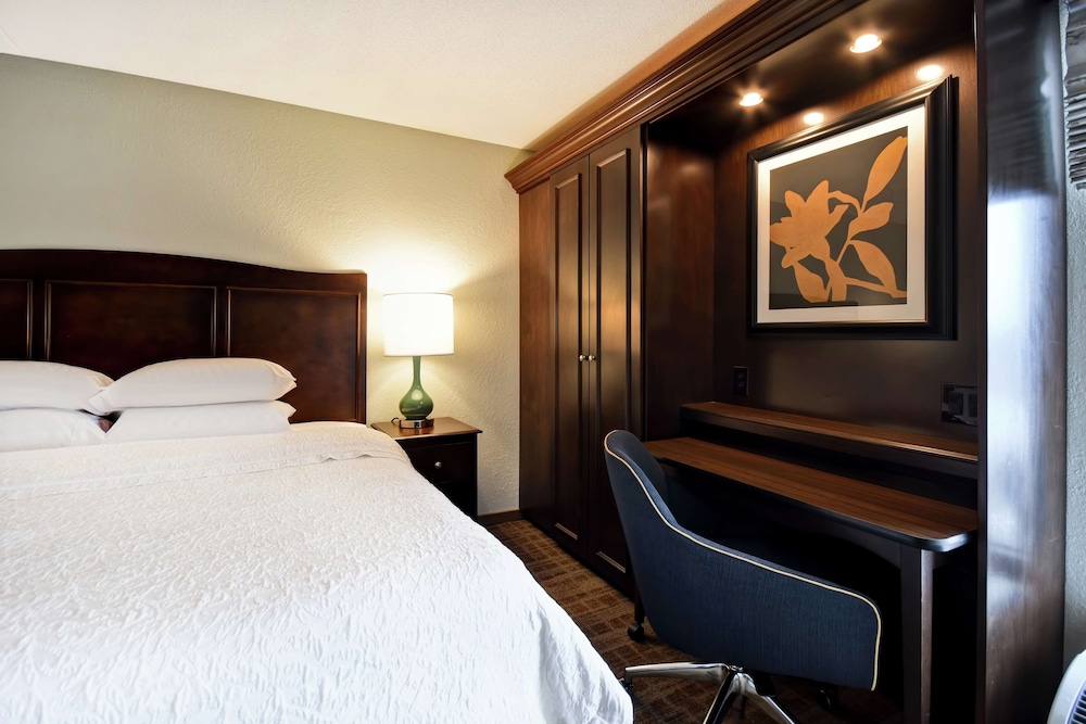hampton inn kansas city overland park