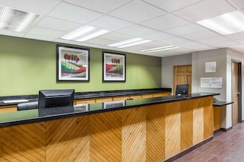Ramada By Wyndham Platte City Kci Airport,Kansas City>>Fort Leavenworth,3 star