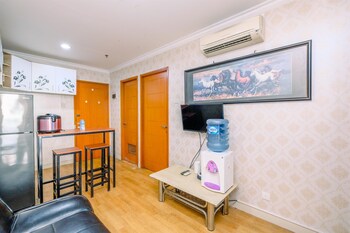 nice comfort 2br at cinere bellevue suites apartment