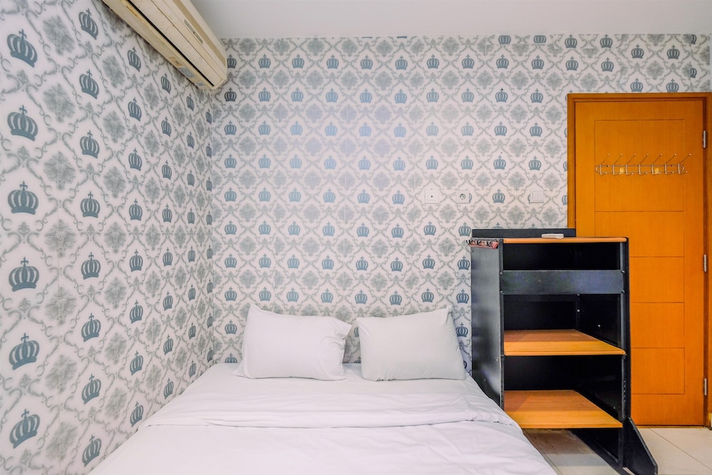 nice comfort 2br at cinere bellevue suites apartment
