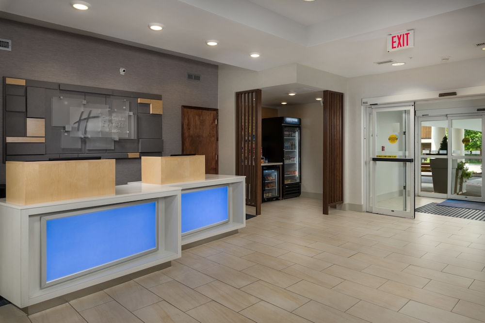 holiday inn express hotel and suites independence kansas city by ihg