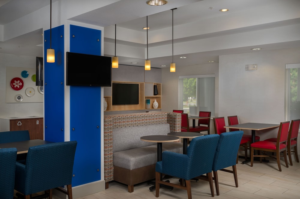 holiday inn express hotel and suites independence kansas city by ihg