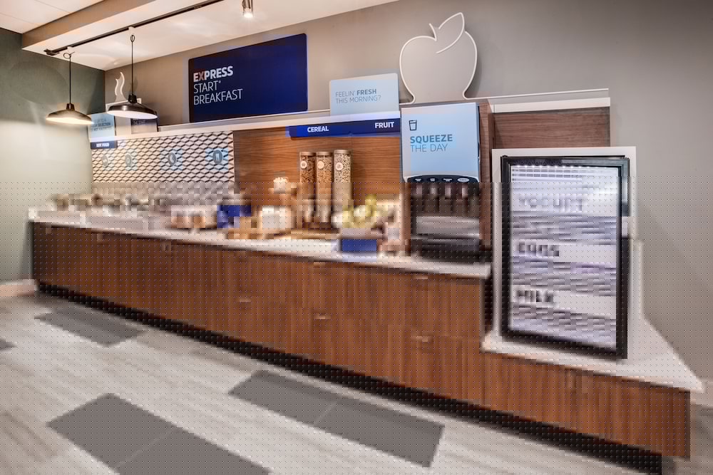 holiday inn express hotel and suites independence kansas city by ihg