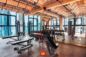 mana mana suites at scarletz klcc
