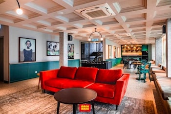 mana mana suites at scarletz klcc