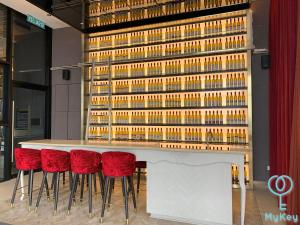 scarletz suites klcc by mykey global