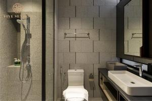 scarletz suites klcc by mykey global