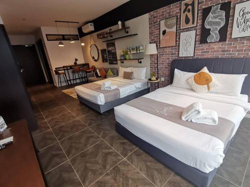 scarletz suites klcc by mykey global