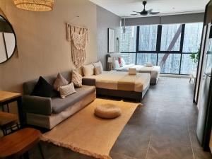 scarletz suites klcc by mykey global