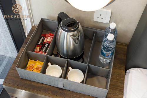 scarletz suites klcc by mykey global