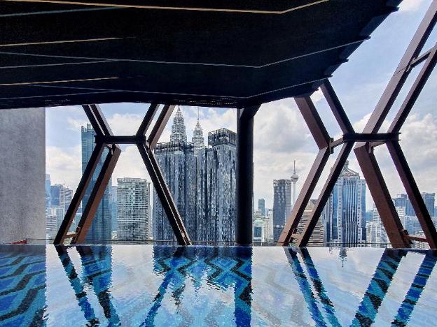 scarletz suites klcc by mykey global