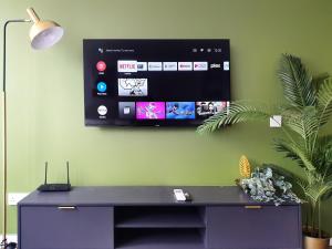 scarletz suites klcc by mykey global