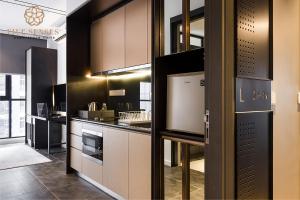 scarletz suites klcc by mykey global