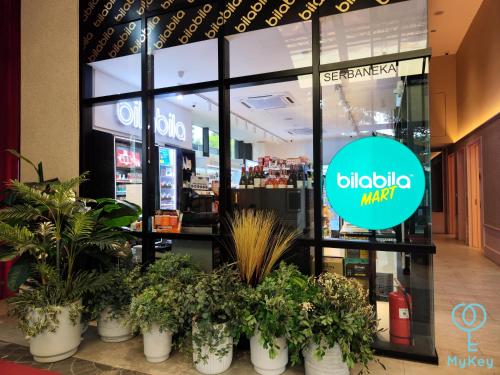 scarletz suites klcc by mykey global