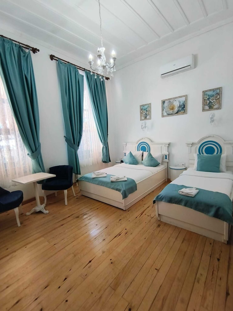 buyukada mavi palas hotel