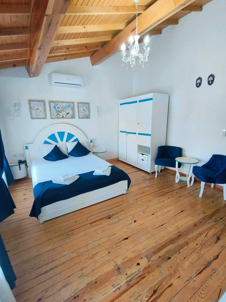 buyukada mavi palas hotel