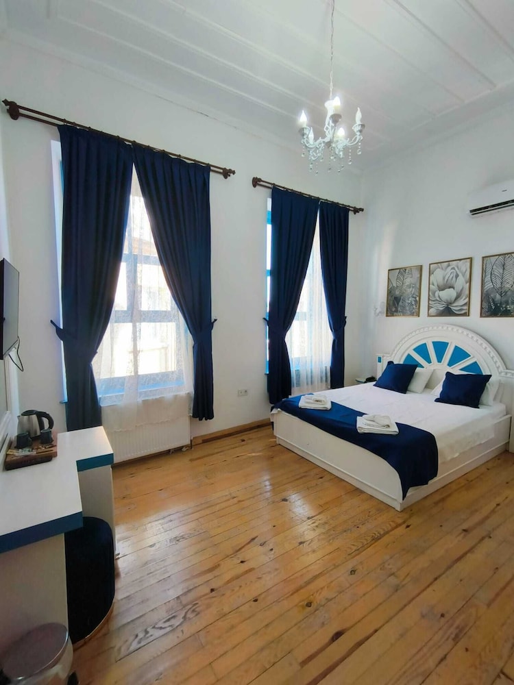 buyukada mavi palas hotel