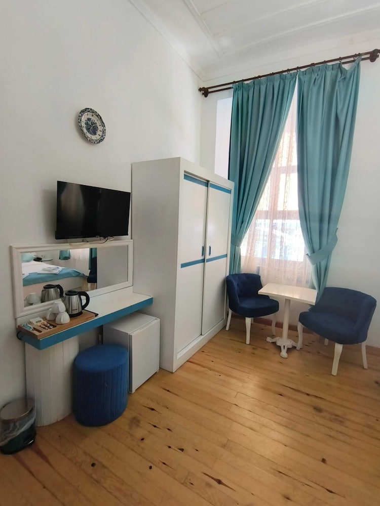 buyukada mavi palas hotel