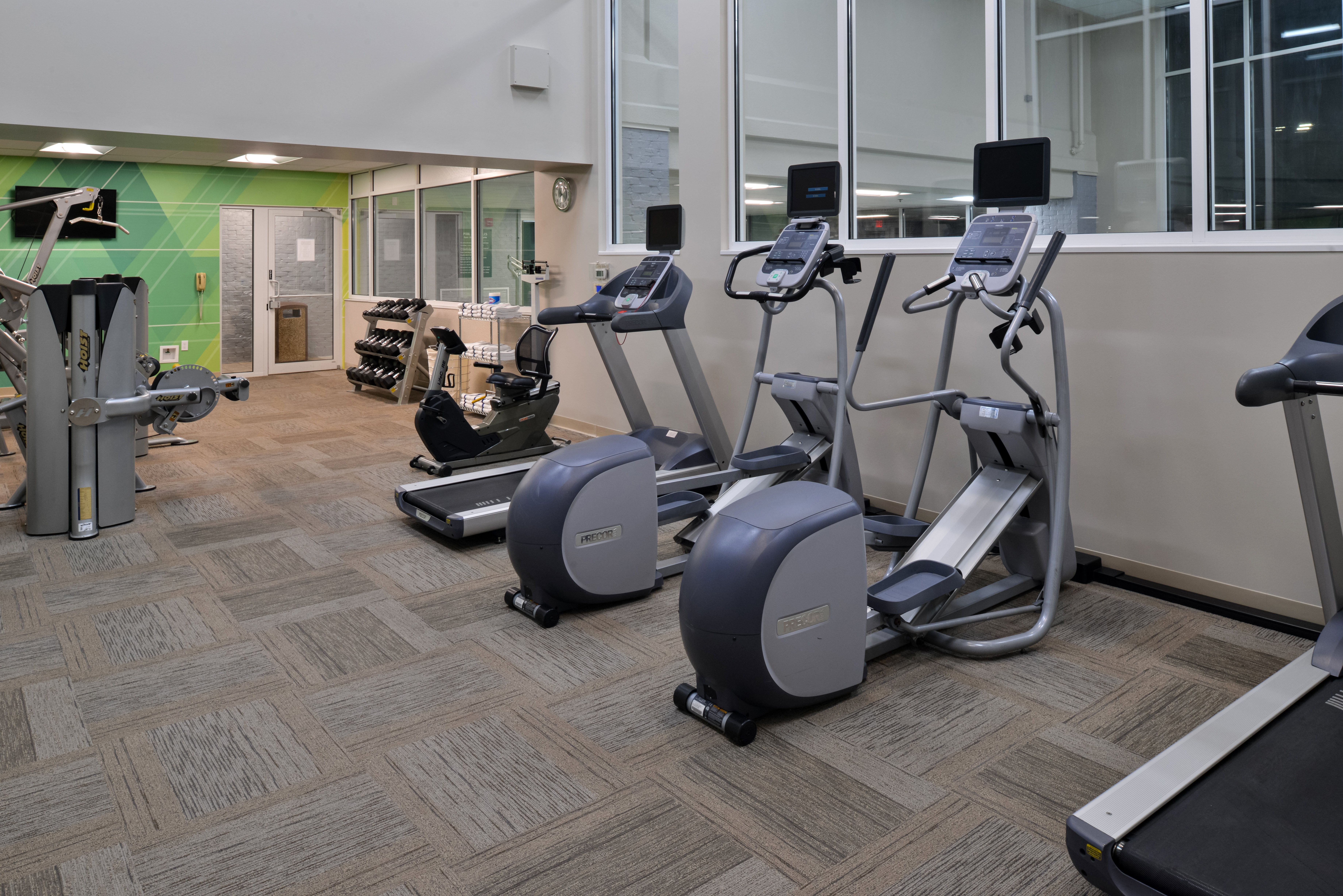 holiday inn and suites overland park conv ctr