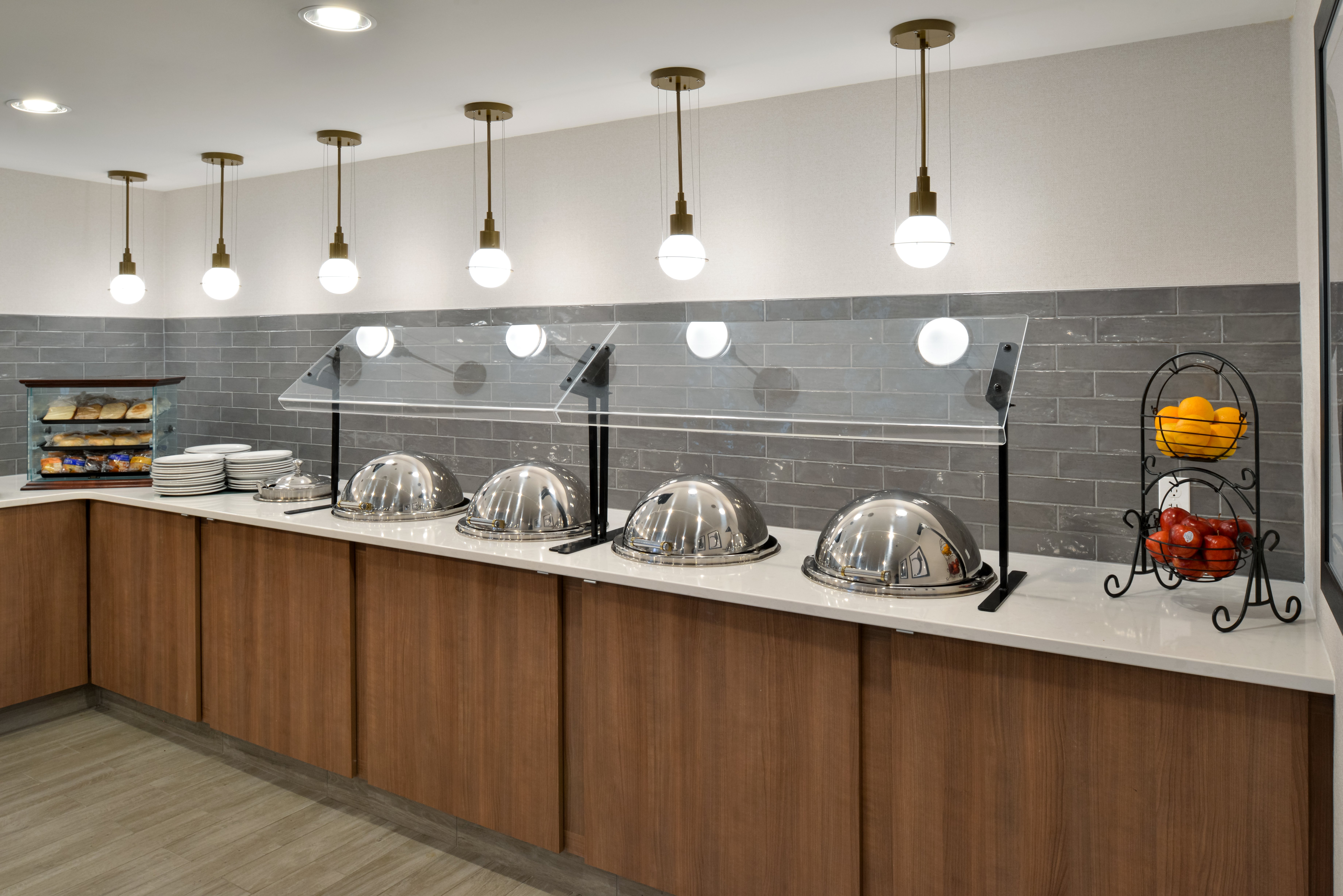 holiday inn and suites overland park conv ctr