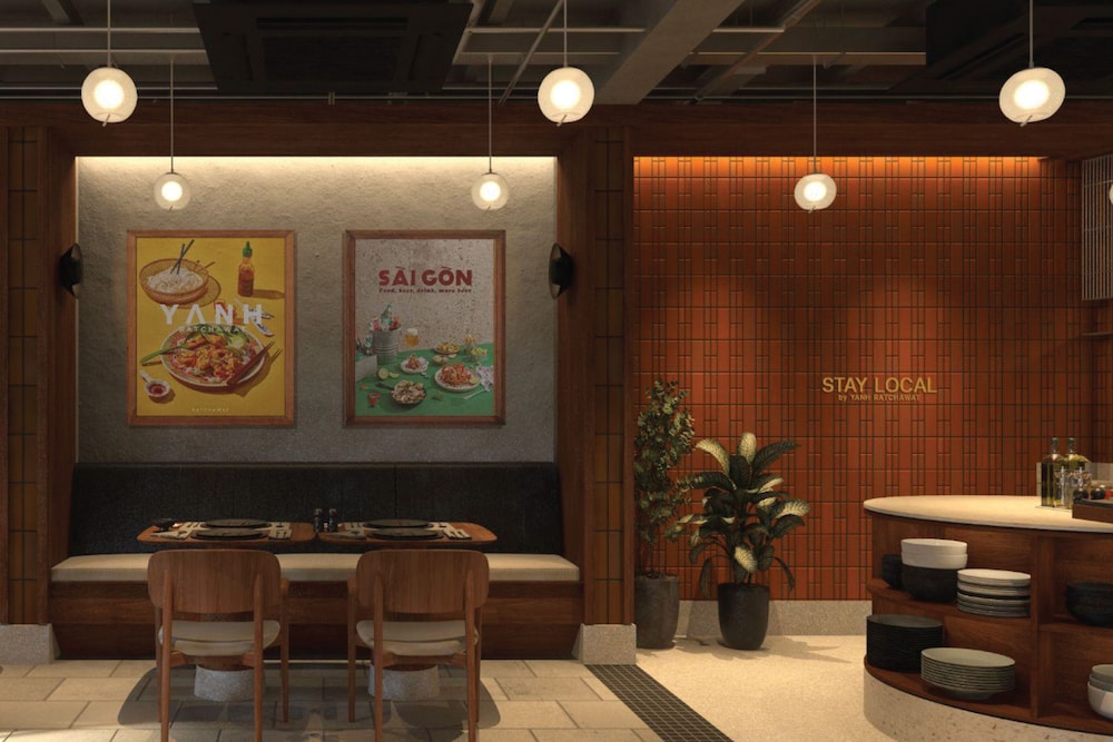 yanh ratchawat hotel