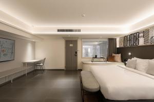 yanh ratchawat hotel