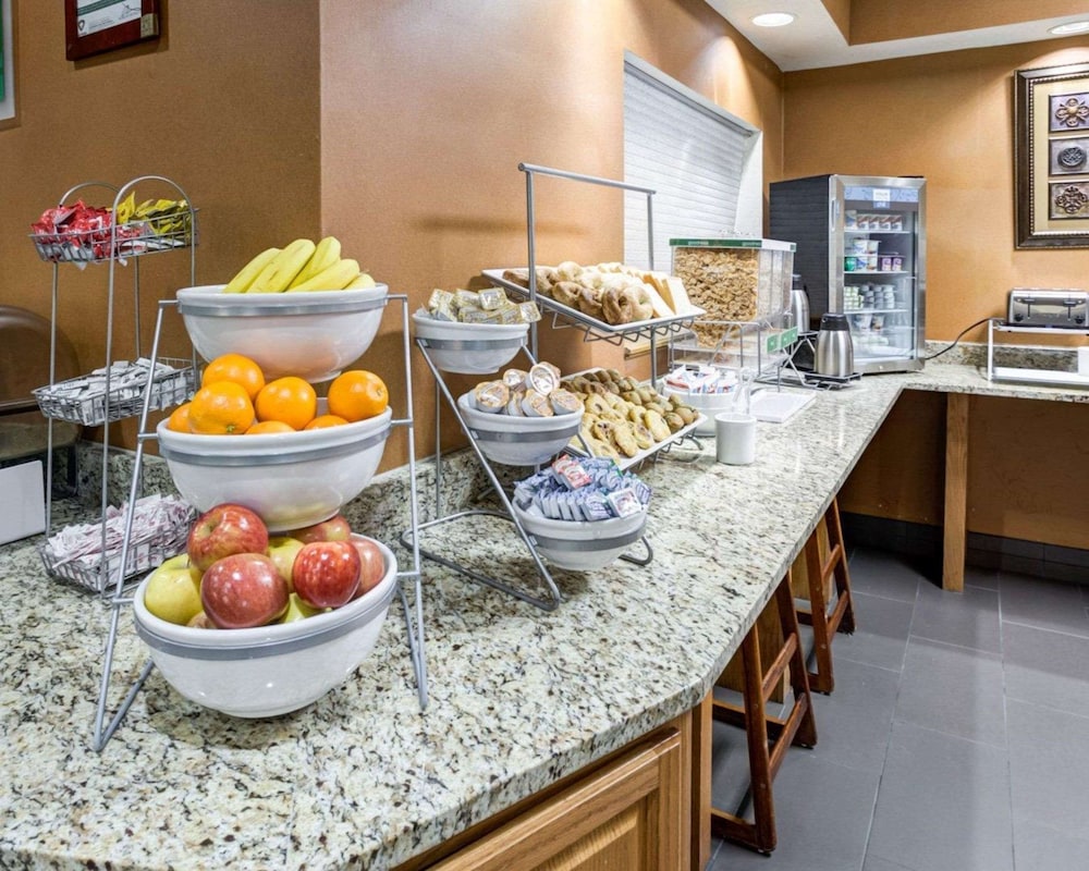 comfort suites kansas city liberty