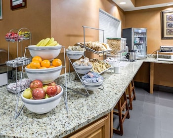 comfort suites kansas city liberty