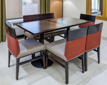 comfort suites kansas city liberty