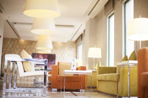 nova plaza prime hotel