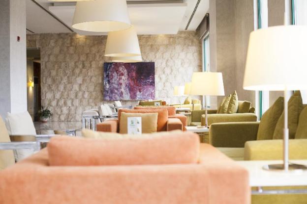 nova plaza prime hotel