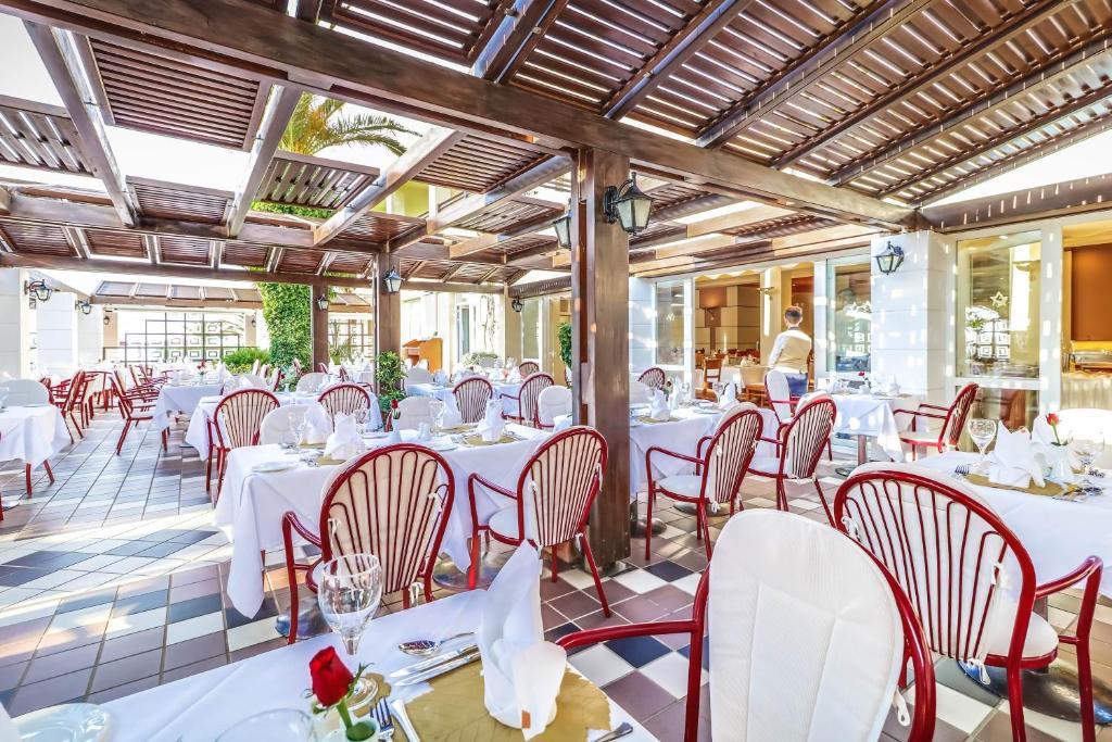 creta royal adults only