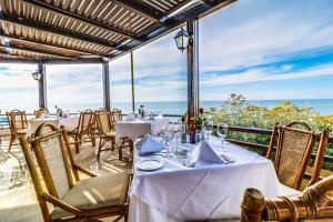 creta royal adults only