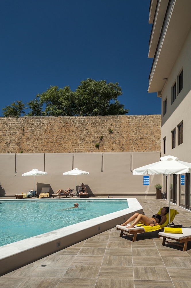 kriti hotel